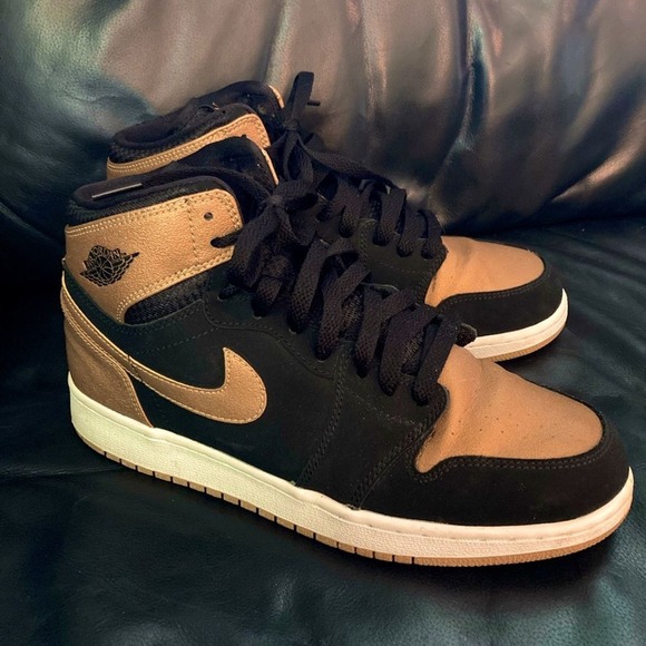 Jordan Air Jordan 1 Retro High Melo Mens Sz 7Y Black Gold Sneakers 705300-026